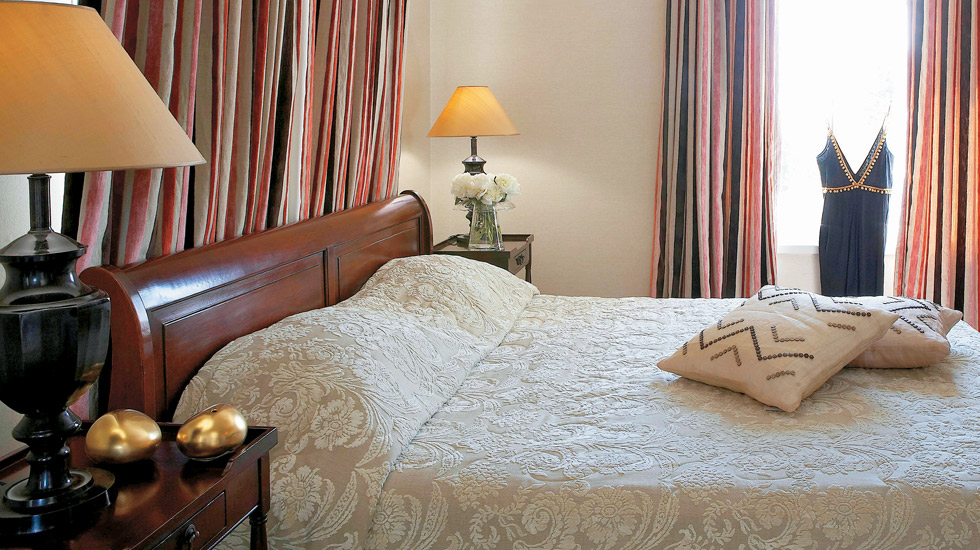 Hotel Grecotel Larissa Imperial family executive suite 1.jpg