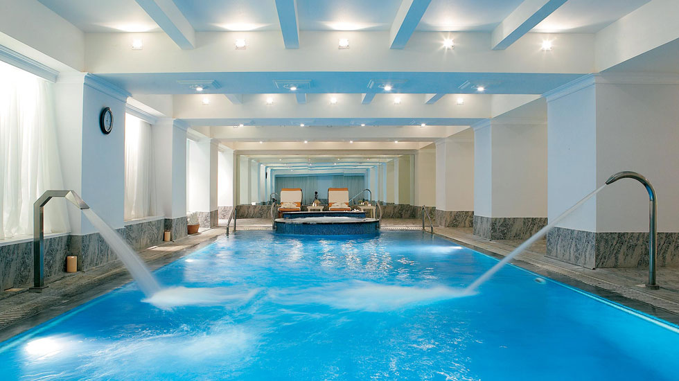 Hotel Grecotel Larissa Imperial indoor pool.jpg