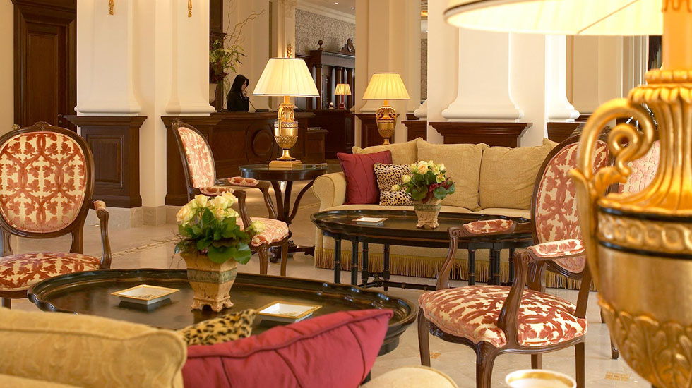 Hotel Grecotel Larissa Imperial lobby.jpg