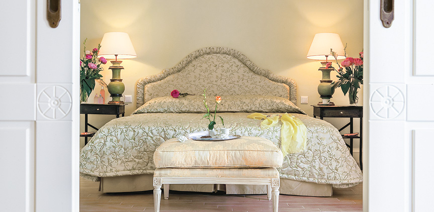 Hotel Grecotel Mandola Rosa Suite Mandola.jpg