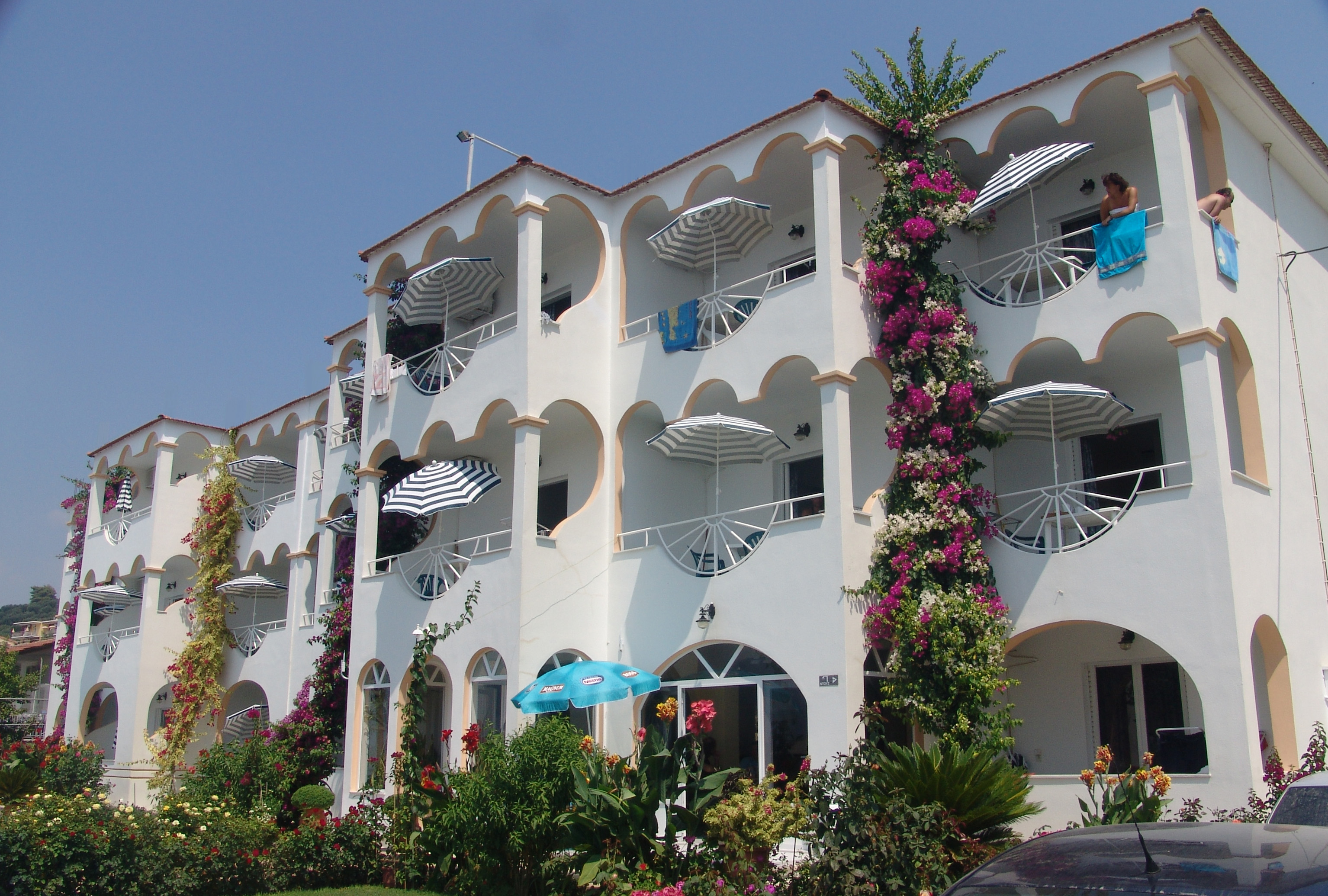 Haris apartments.jpg