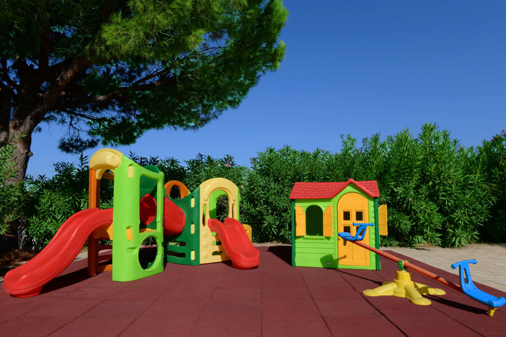 Hotel Airotel Achaia Beach children playground.jpeg