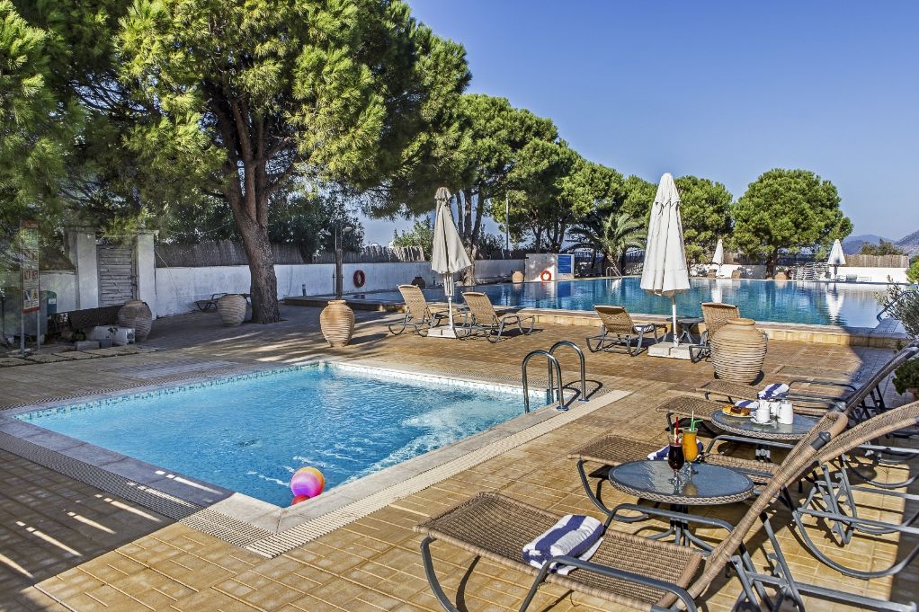 Hotel Airotel Achaia Beach swimming pool 2.jpeg