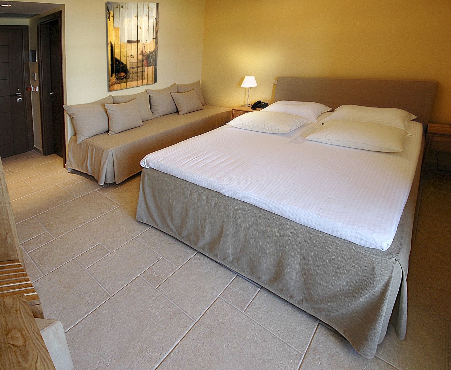 Villa Helianthus double room 1.jpg