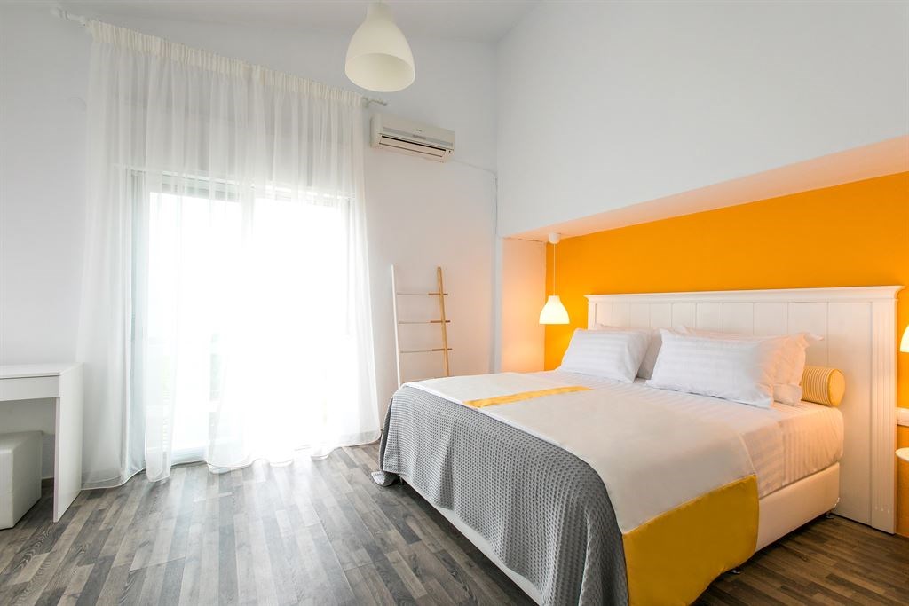 Villa Hestia Beachfront accomodation 5.jpeg
