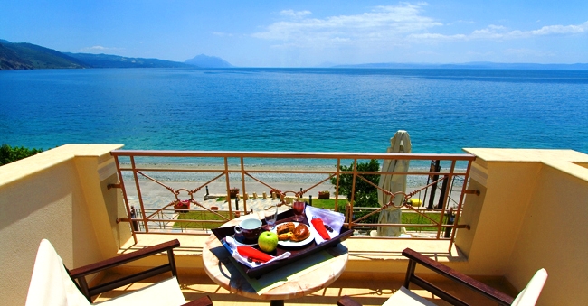 Hotel Ilia Mare balcony 1.jpg