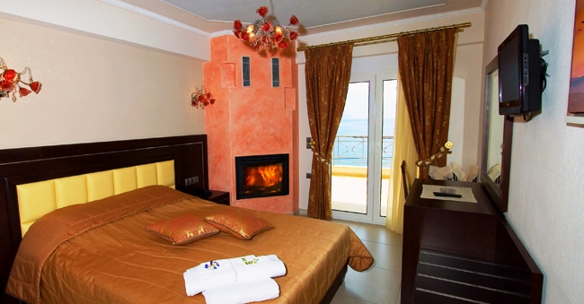 Hotel Ilia Mare double room 2.jpg
