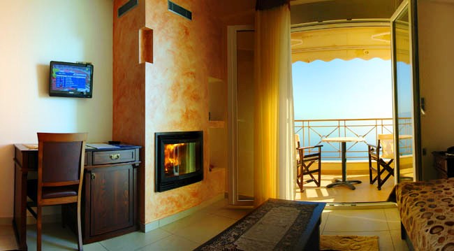 Hotel Ilia Mare maissonette.jpg