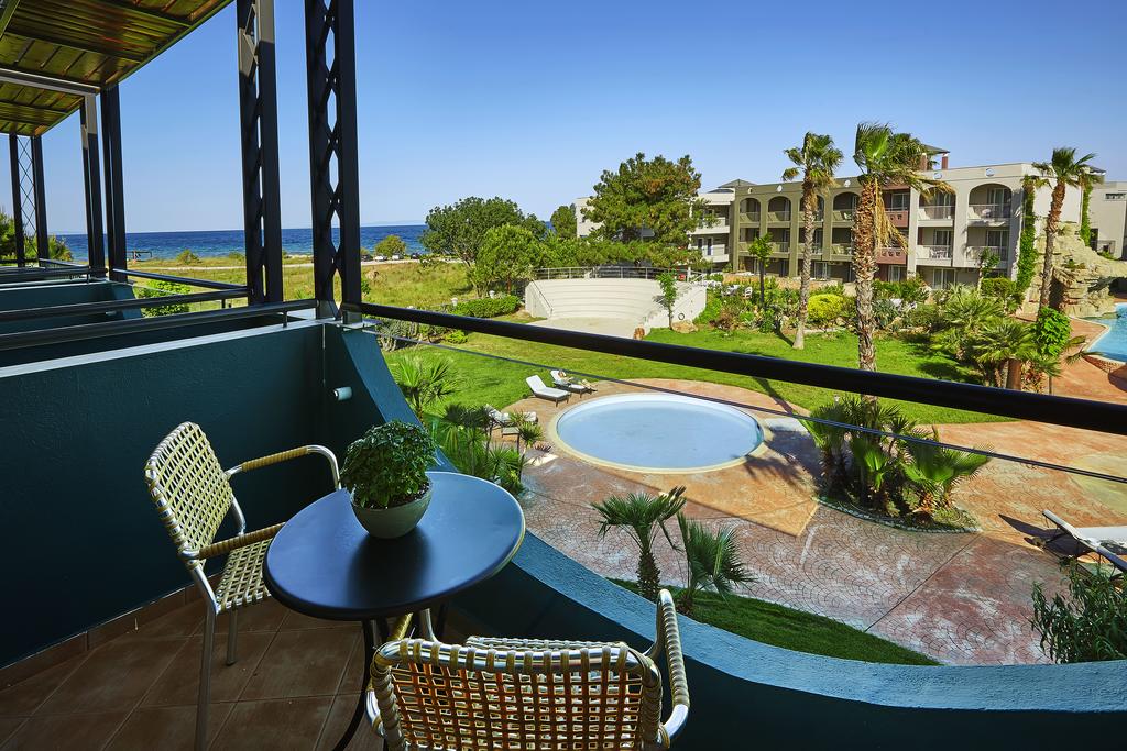 Hotel Ilio Mare balcony 1.jpg