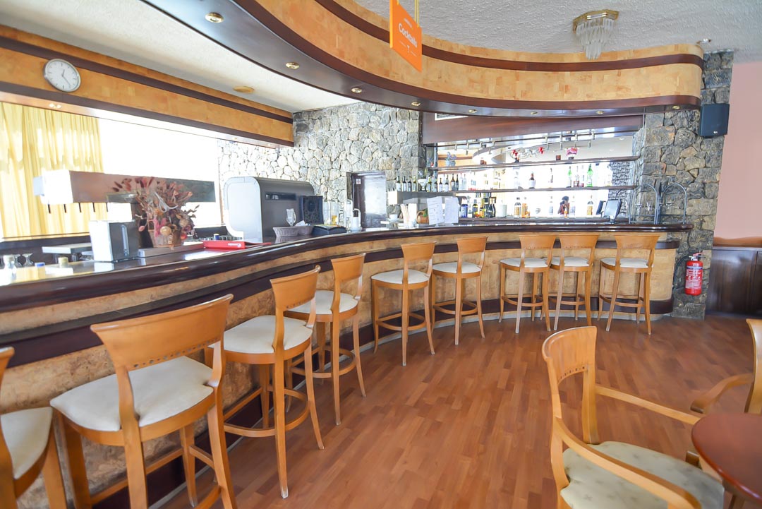 Hotel Ionian Park bar.jpg