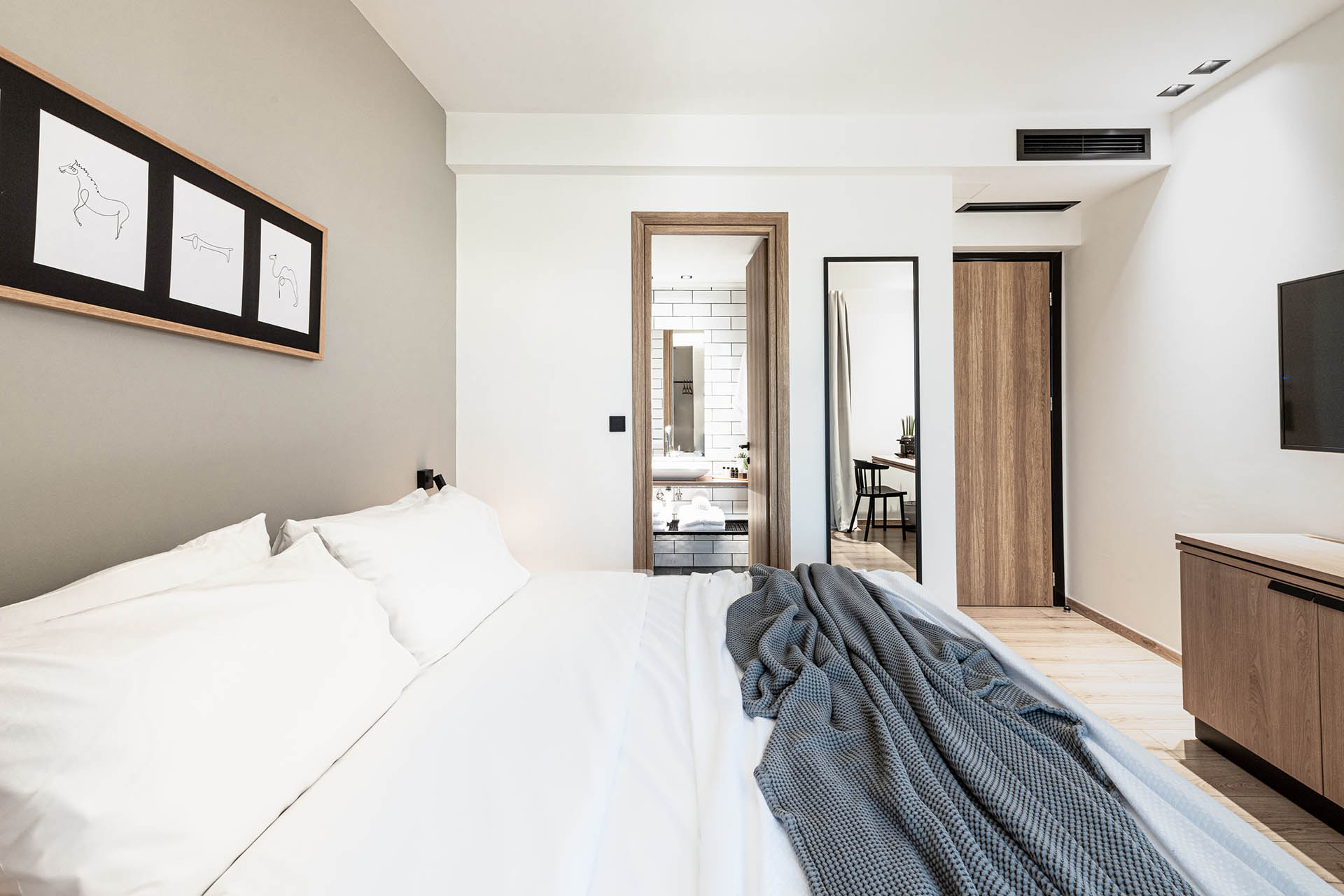 Hotel 31 Doors family suite with sea view.jpg