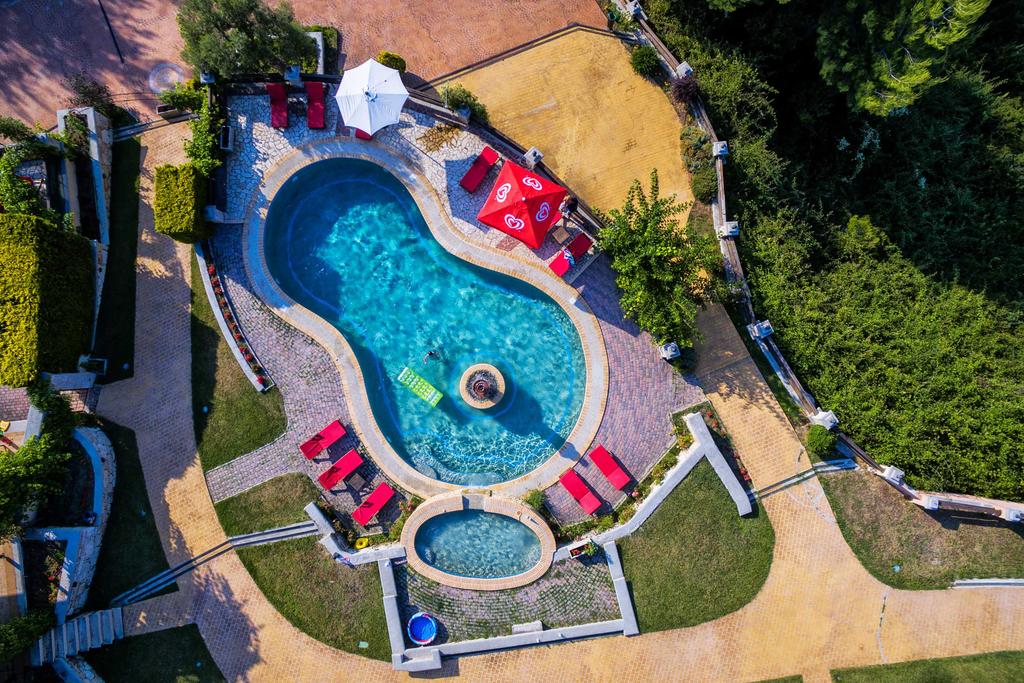 Hotel Akritas Ef Zin Villas _ Suites swimming pool.jpg