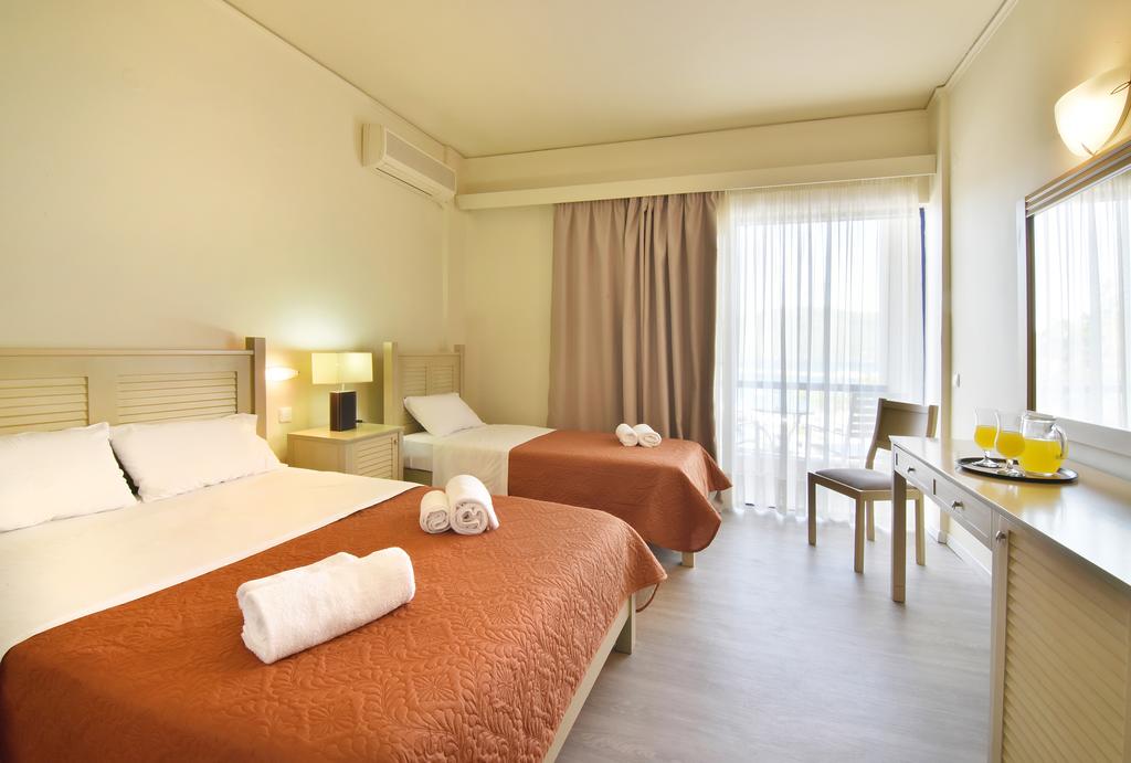 Hotel Ionion Star deluxe room 2.jpg