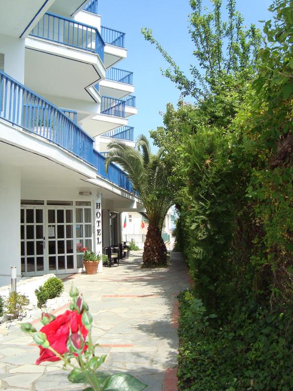 Hotel Iraklitsa Beach 2.jpg