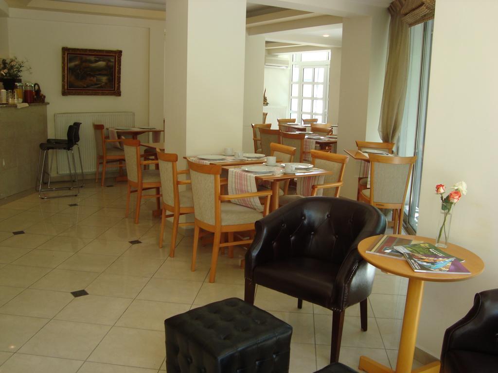 Hotel Iraklitsa Beach restaurant.jpg
