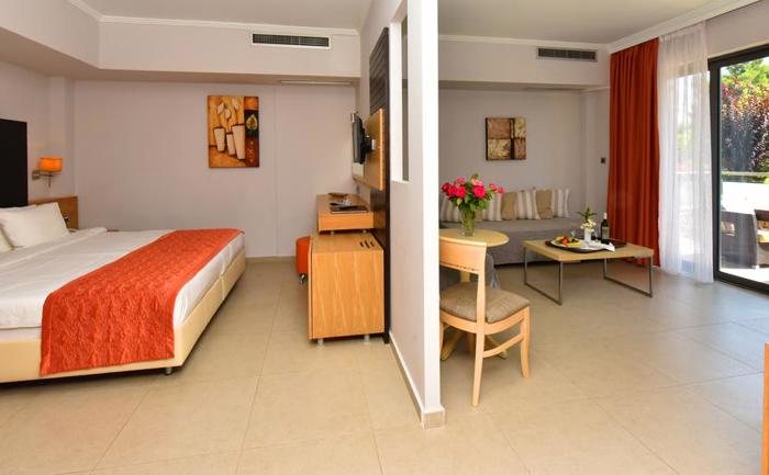 Istion Club Hotel Family Suite GV.jpg