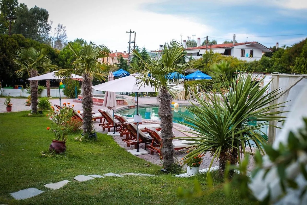 Jenny Hotel Siviri-Prilaz bazenu.jpg