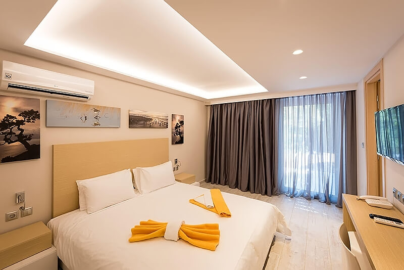 Hotel Kalogria Beach double room 1.jpg