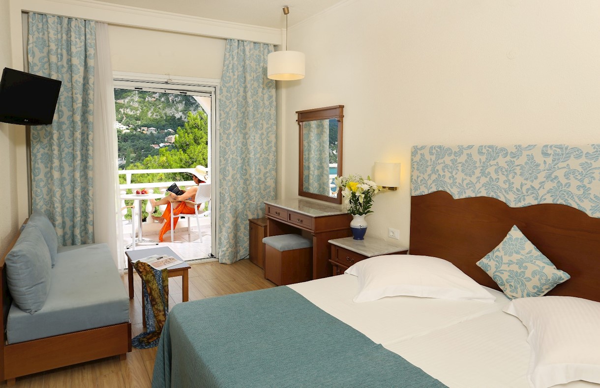 Hotel Akrotiri beach premium room.jpg