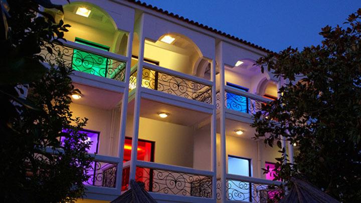 Hotel Kamari  Beach 2.jpg