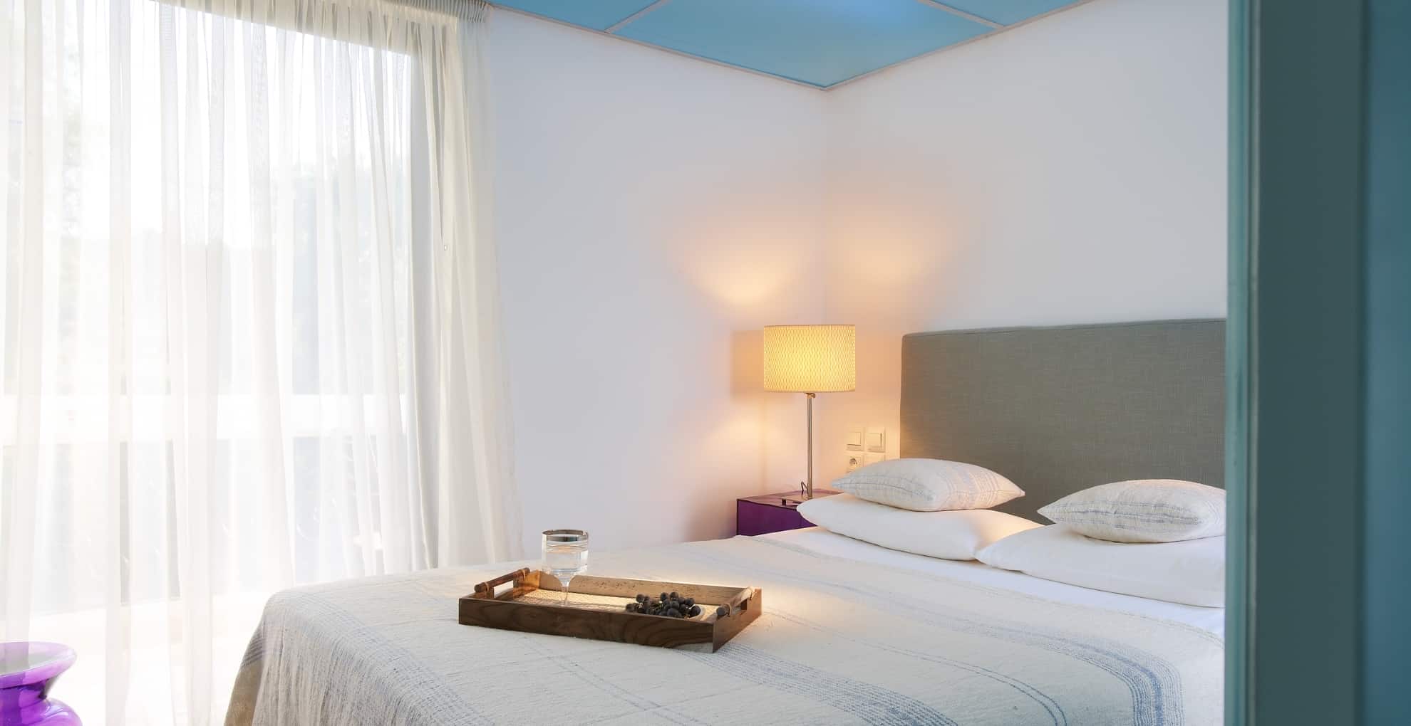 Hotel Kamari  Beach junior suites.jpg