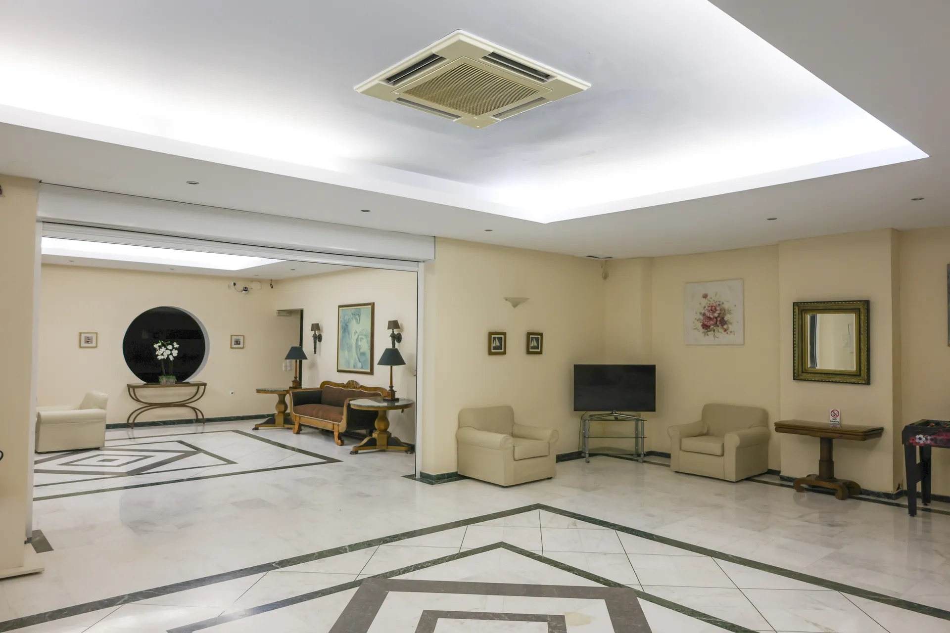 Kanapitsa Mare Hotel-Enterijer hotela.jpg