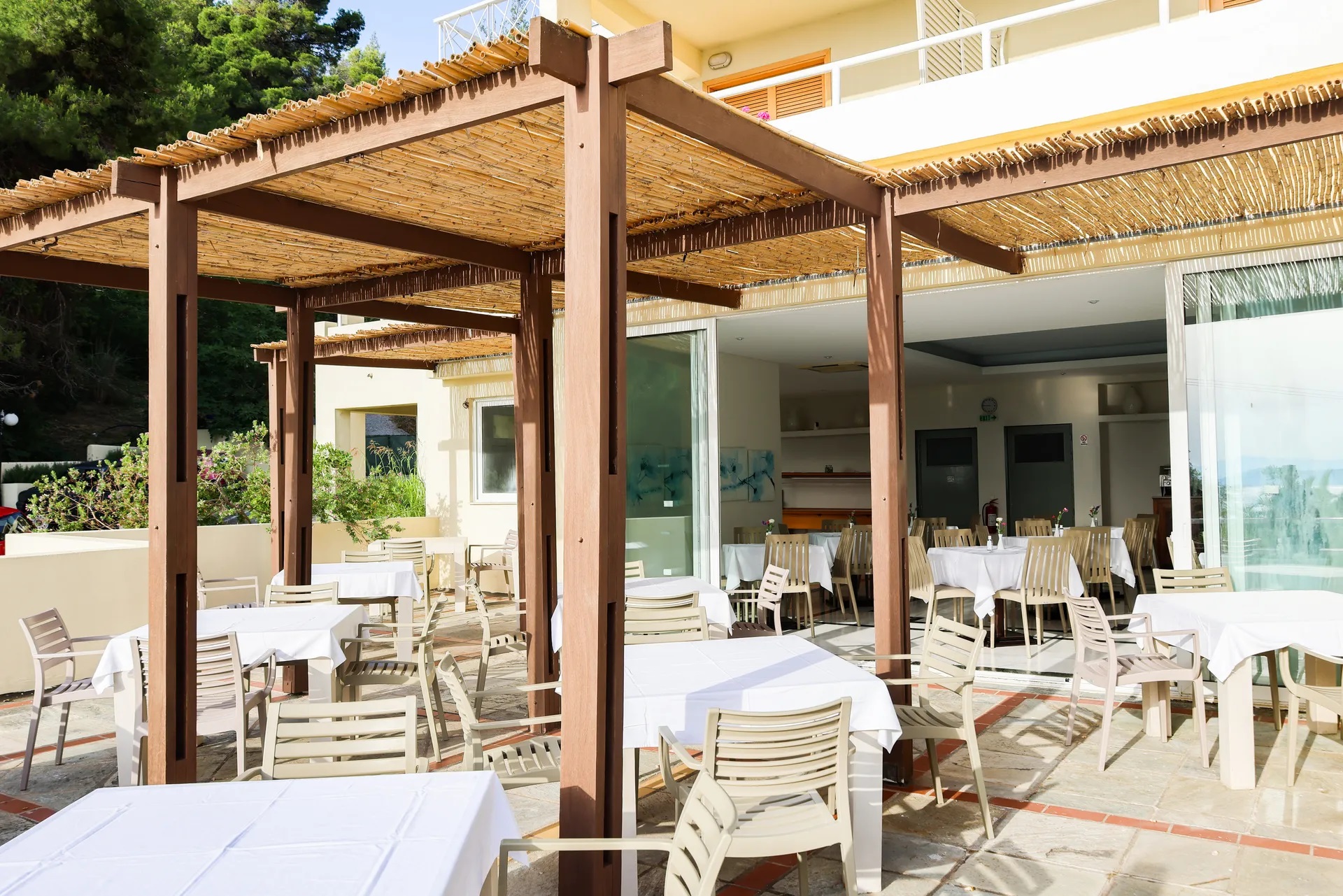 Kanapitsa Mare Hotel-Terasa restorana.jpg