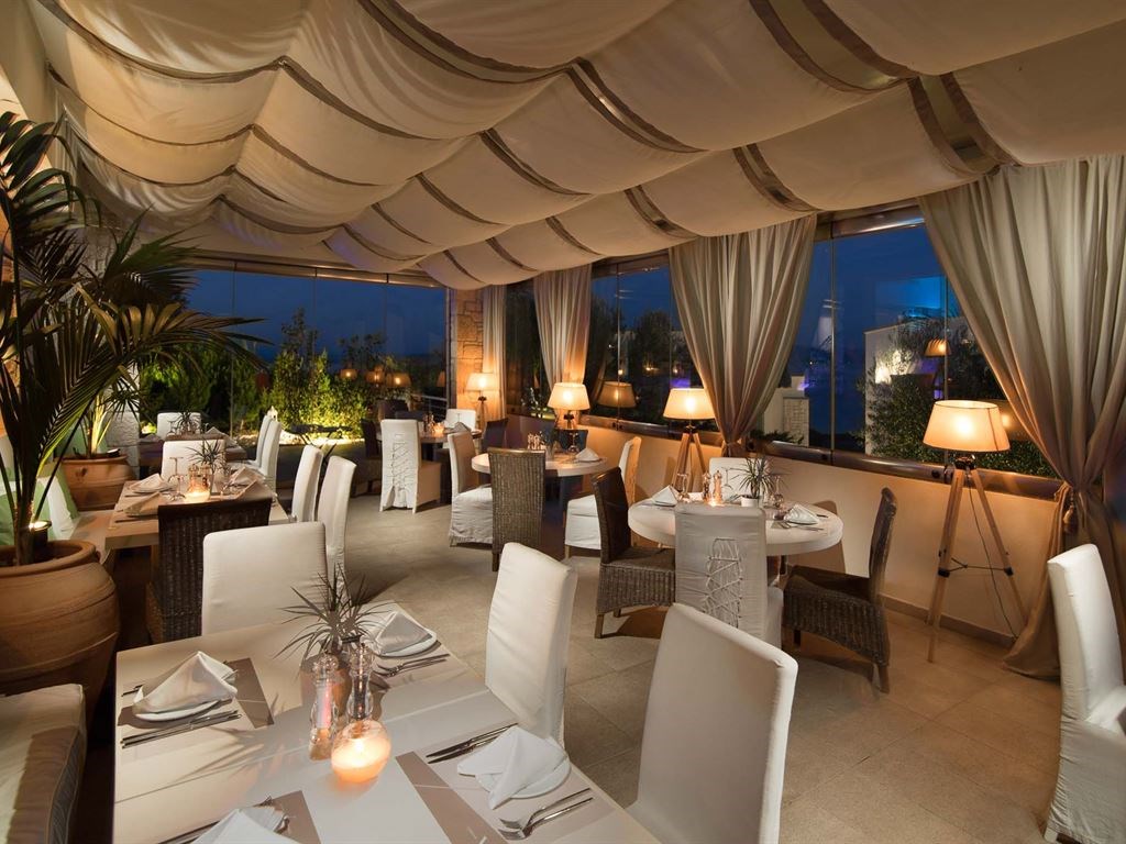 Kappa Resort restaurant 1.jpeg