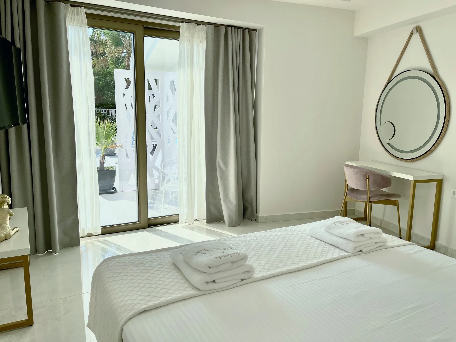 Laguna Resort Chalkidiki-Deluxe suite pogled basta.jpg