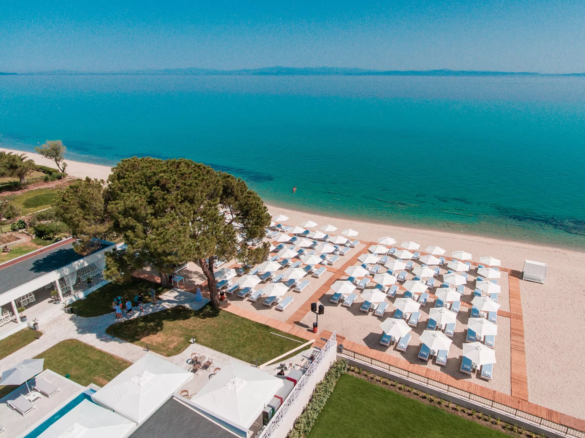 Laguna Resort Chalkidiki-Plaza.jpg