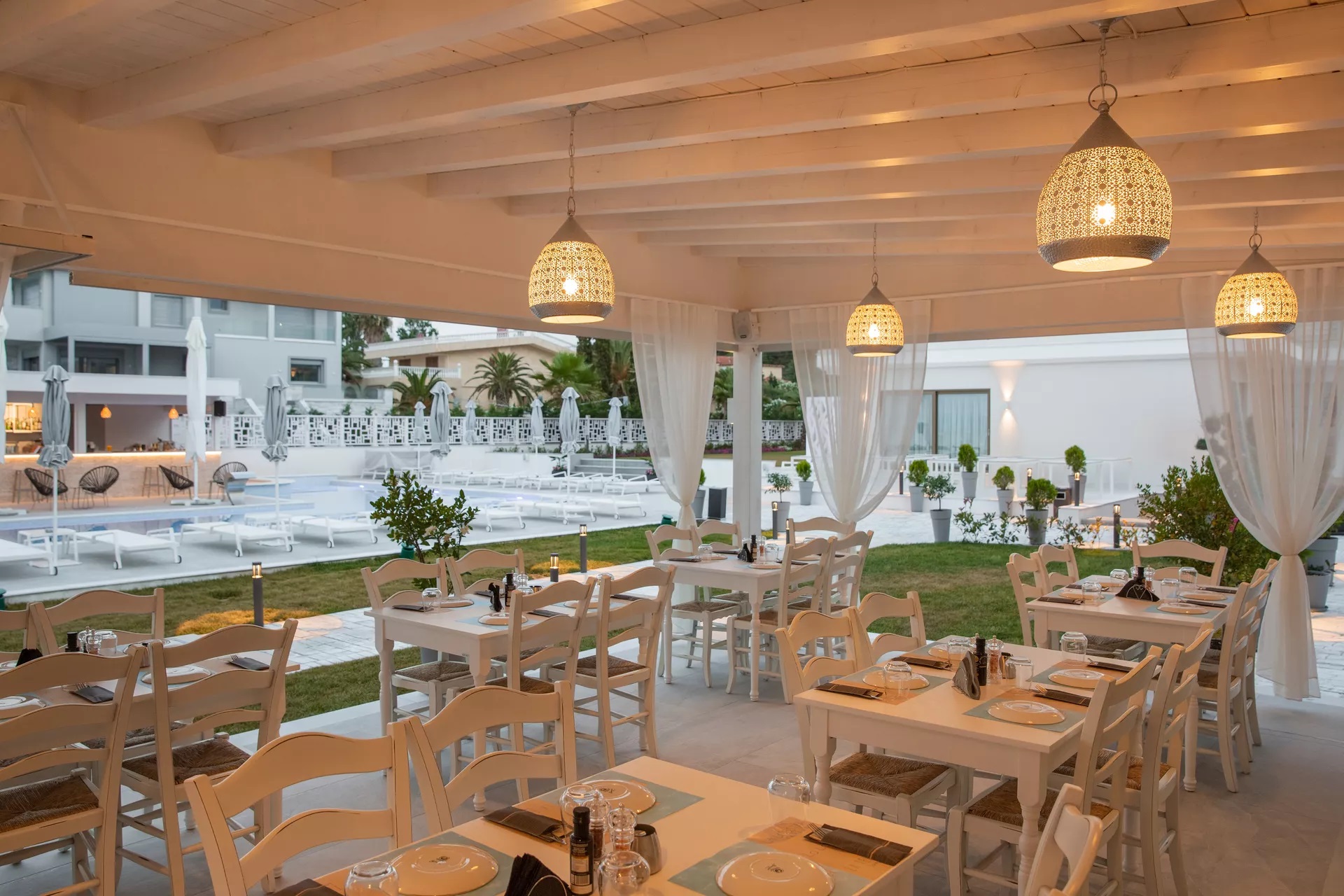 Laguna Resort Chalkidiki-Terasa restorana.jpg