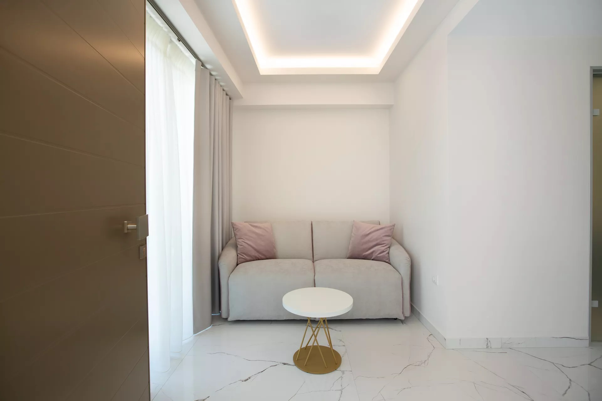 Laguna Resort Hotel-Deluxe suite pogled basta.jpg
