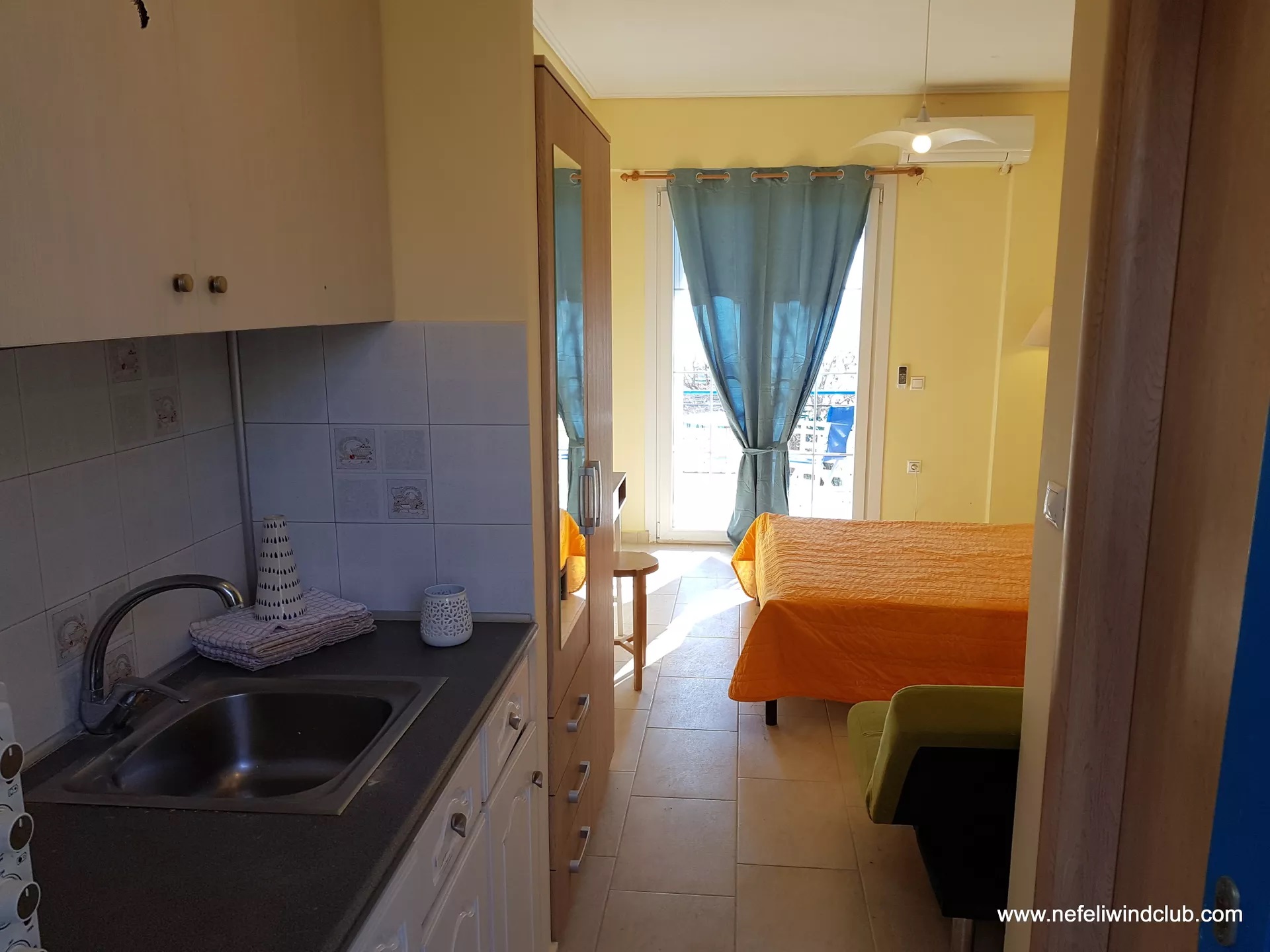 Wind CLub Lefkada-Studio pogled more.jpg