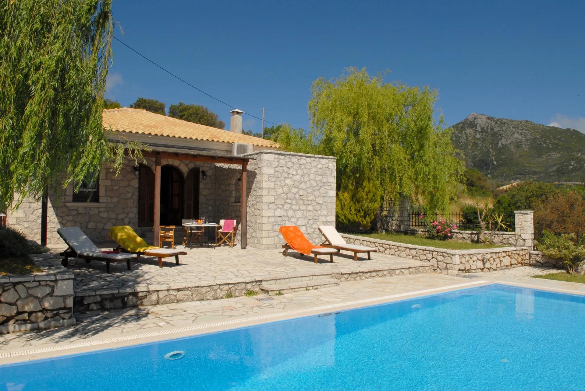 Lefkada Villas-Executive vila Scorpidi.jpg