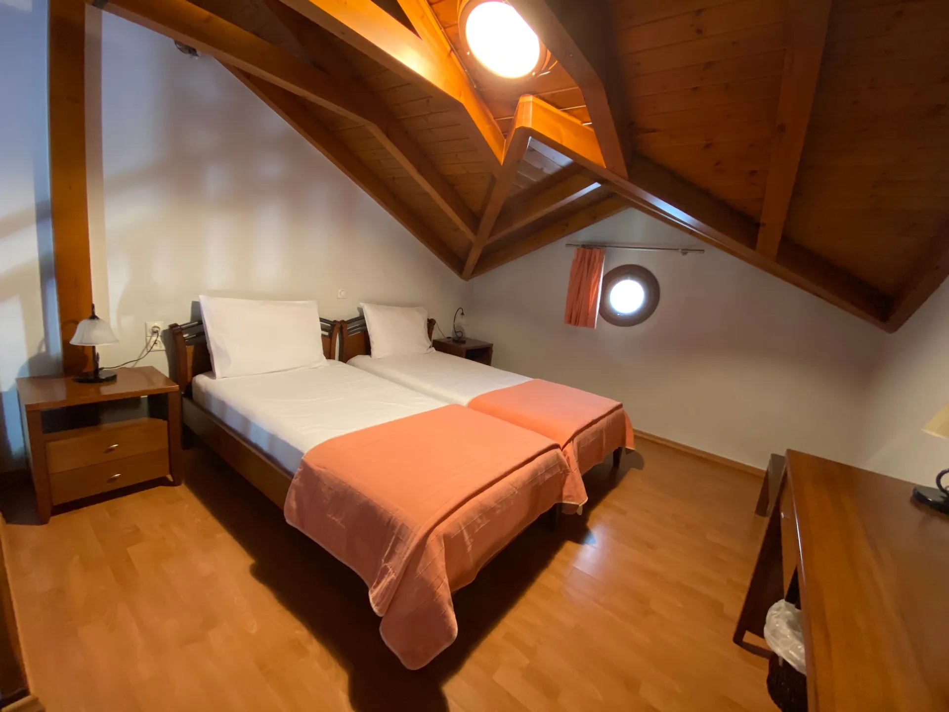 Lefkada Villas-VIP vila Meganissi potkrovlje.jpg