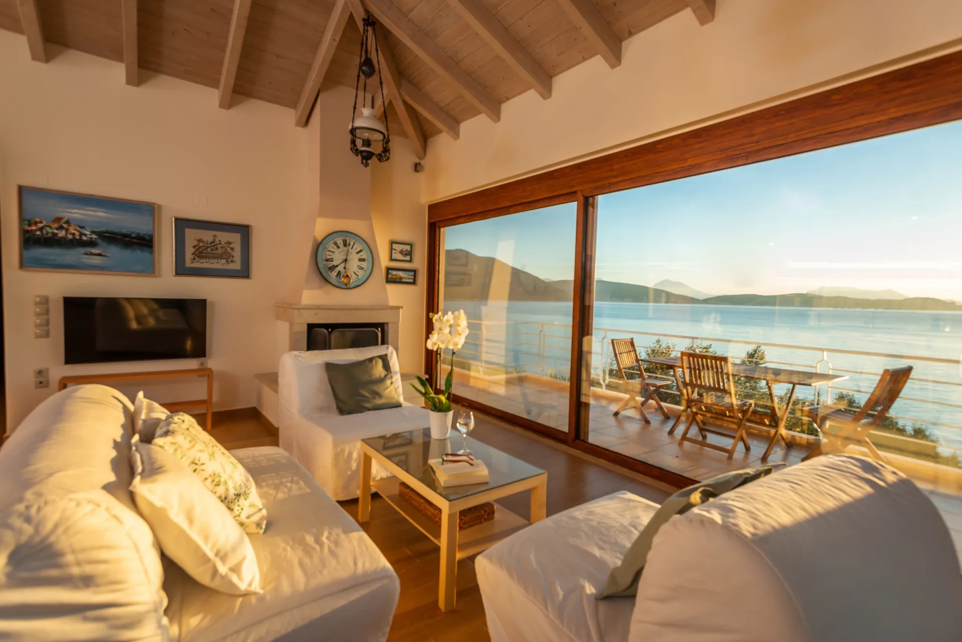 Iris Villas Lefkada-Karavi vila unutrasnjost.jpg
