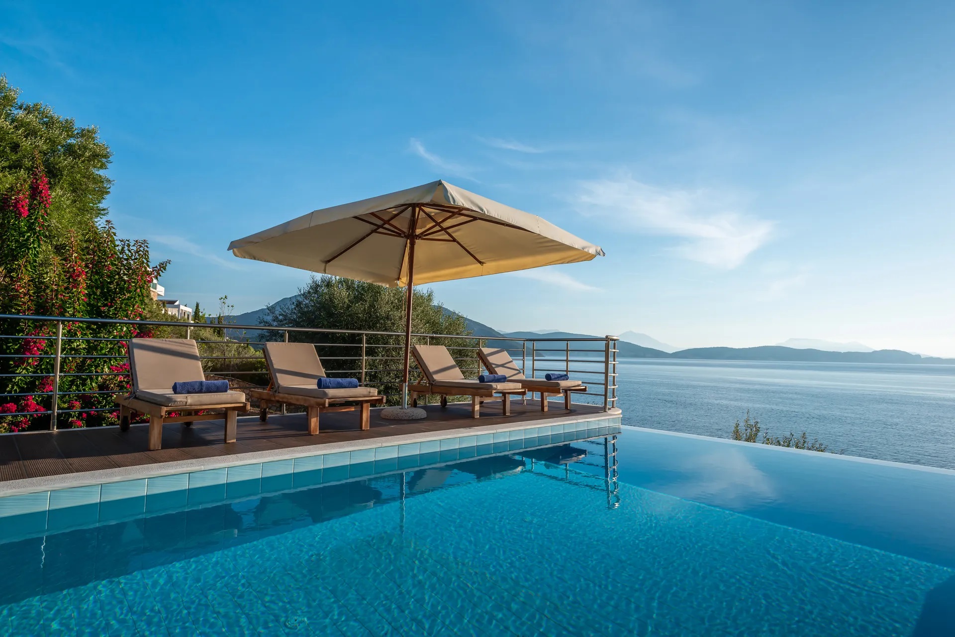 Iris Villas Lefkada-Marine vila bazen.jpg