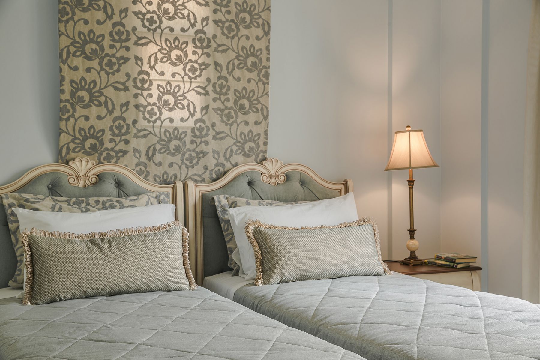 Elysium Living Parga-Residence retreat tri lezaja.jpg
