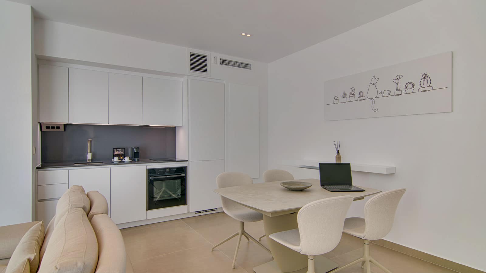 Livinghome Suites-Porodicni suite dnevna soba.jpg