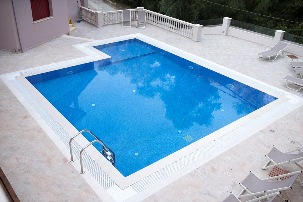 Michelangelo Suites & Apartments-Bazen.jpg