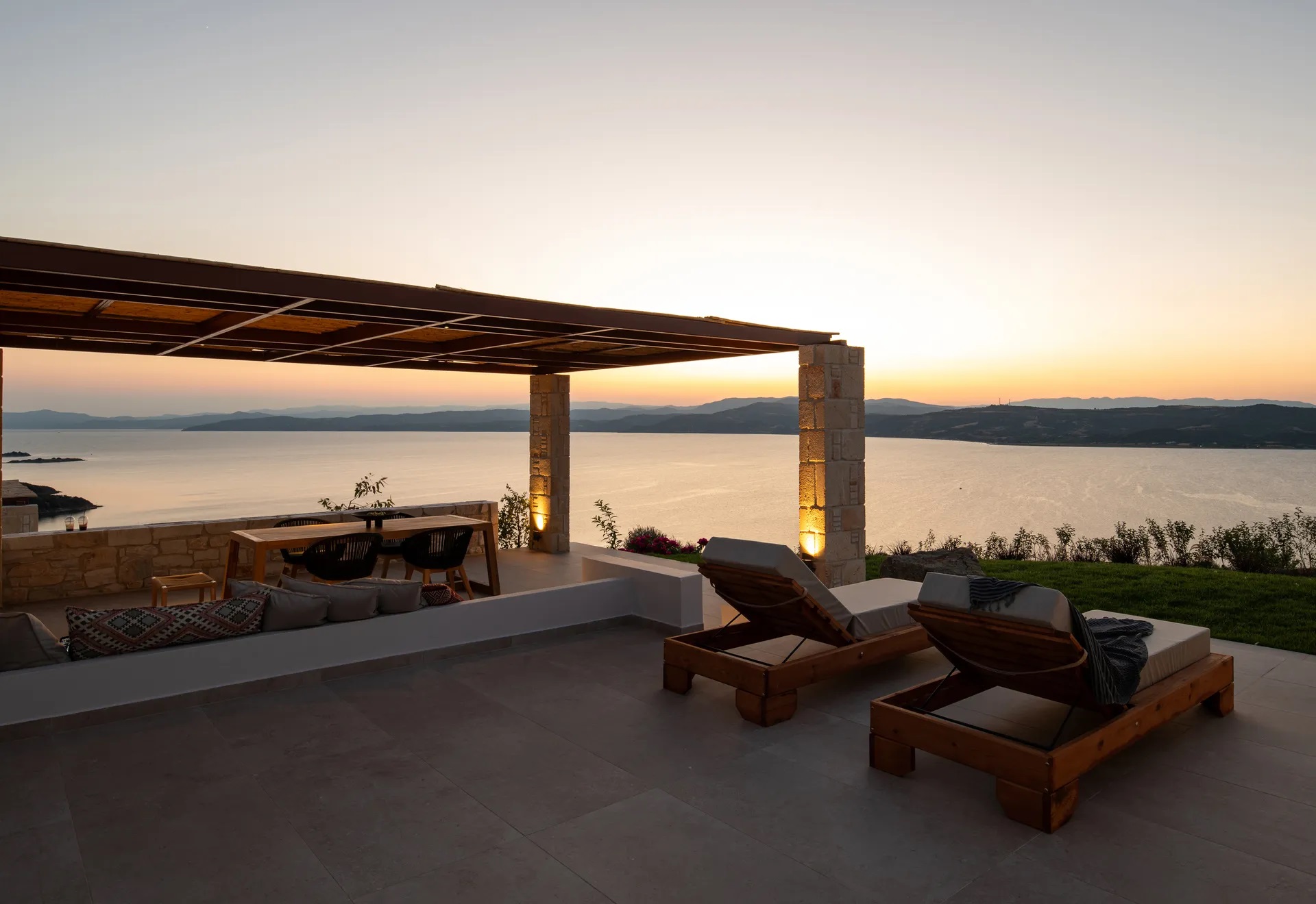 Sunrise VIllas Ammouliani-Terasa.jpg