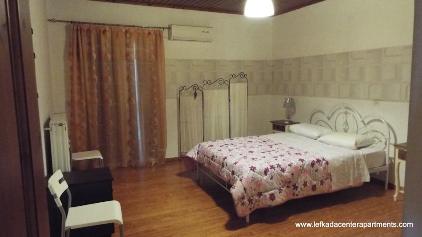 Lefkada Center Apartments-Superior cetvorosoban apartman spavaca soba.jpg