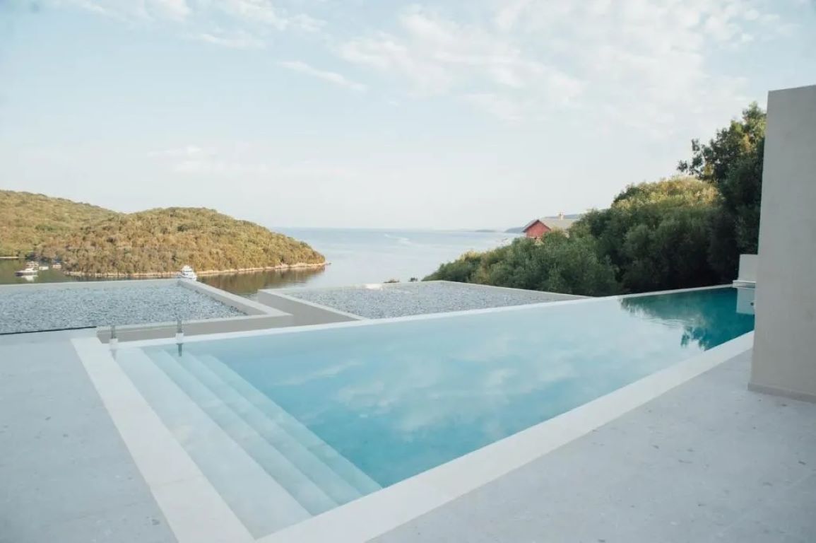 Sivota Deamaris Luxury Boutique Hotel-Bazen.jpg