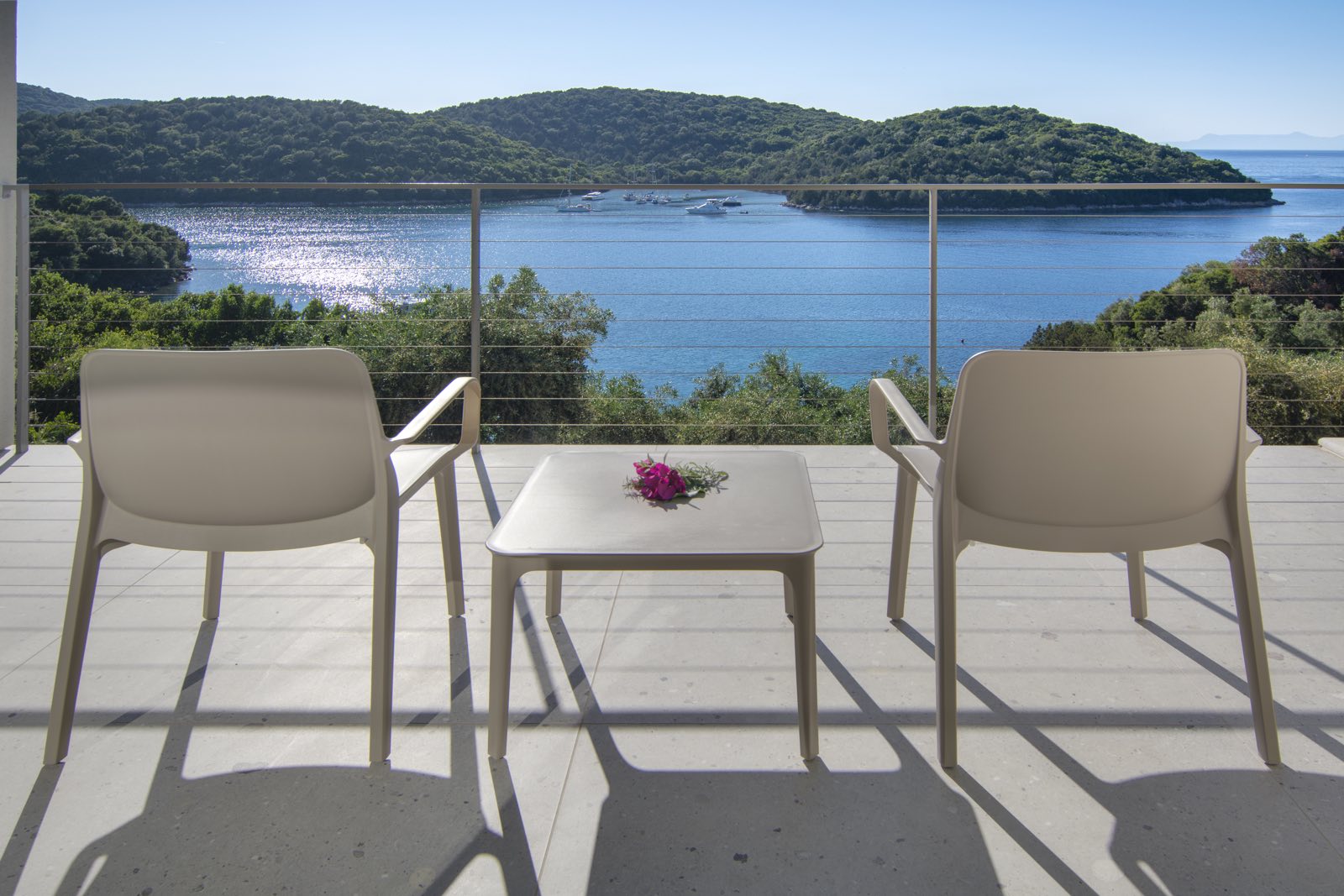 Sivota Deamaris Luxury Boutique Hotel-Terasa.jpg