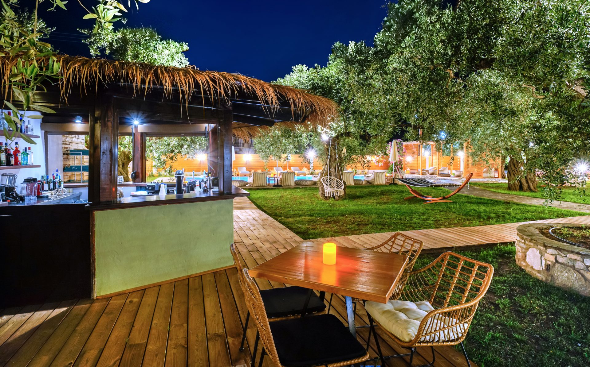 Hotel Nefeli Fresh bar.jpg