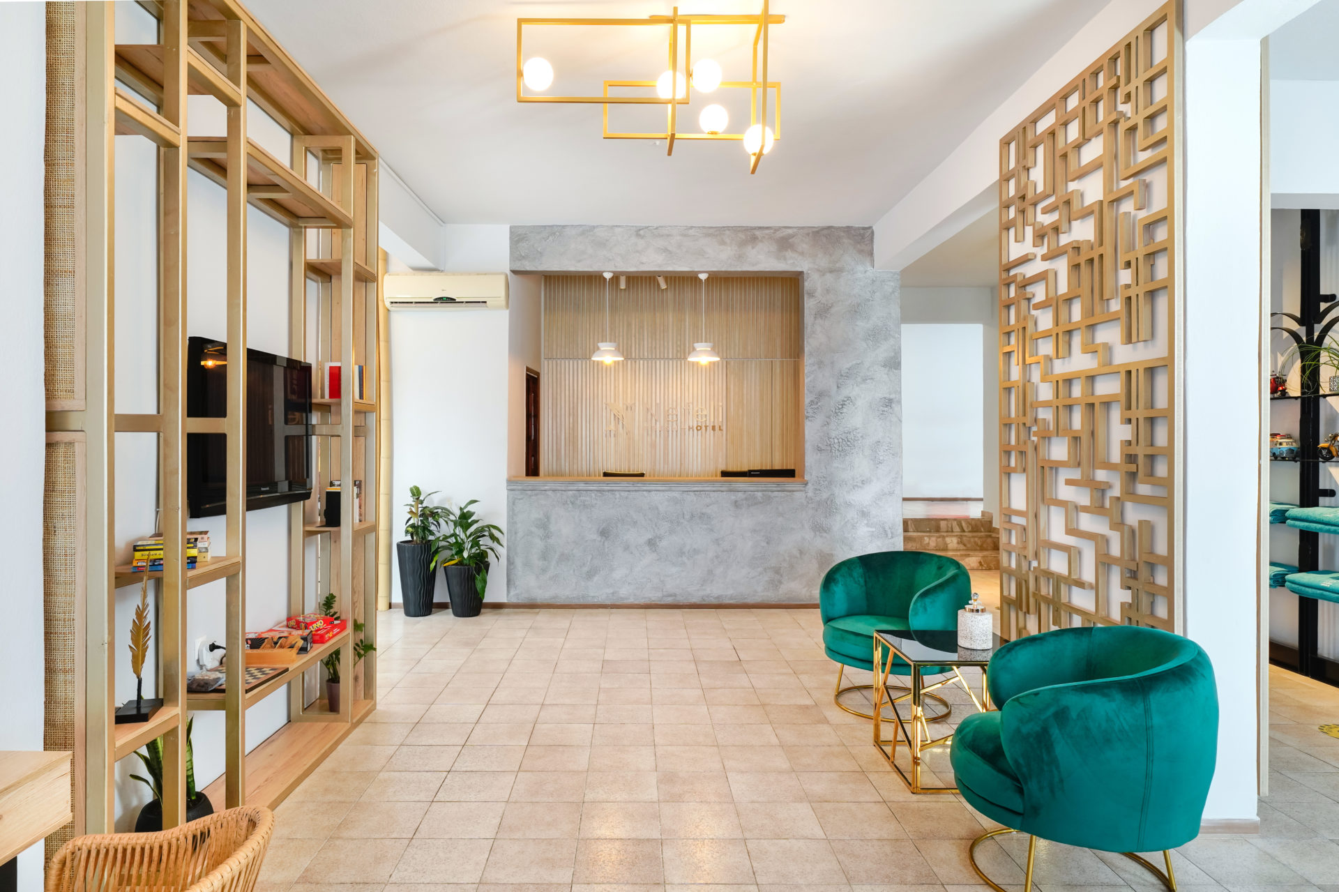 Hotel Nefeli Fresh recepcija.jpg