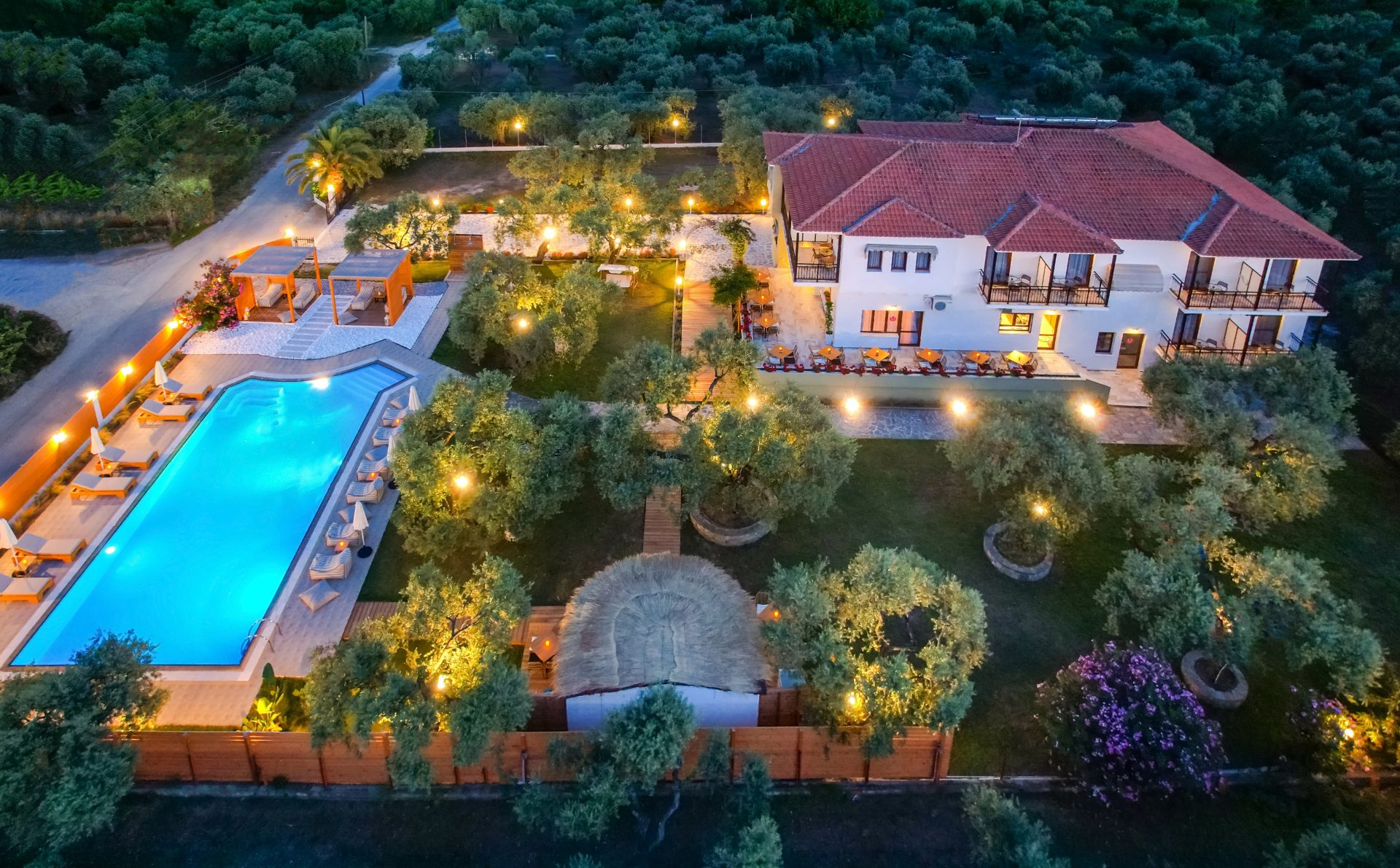 Hotel Nefeli Fresh spoljni izgled.jpg