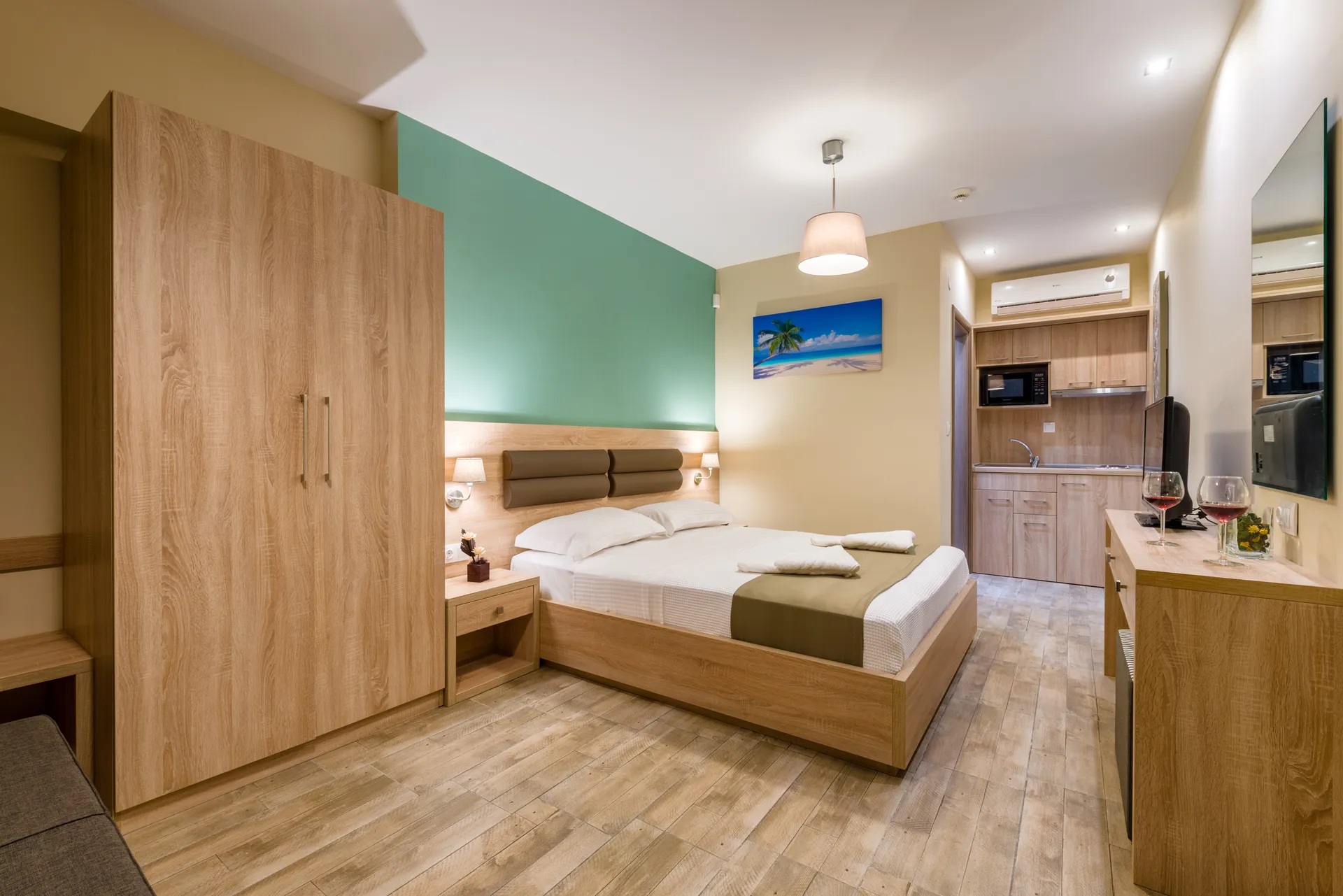 Lagaria Hotel II-Deluxe soba.jpg