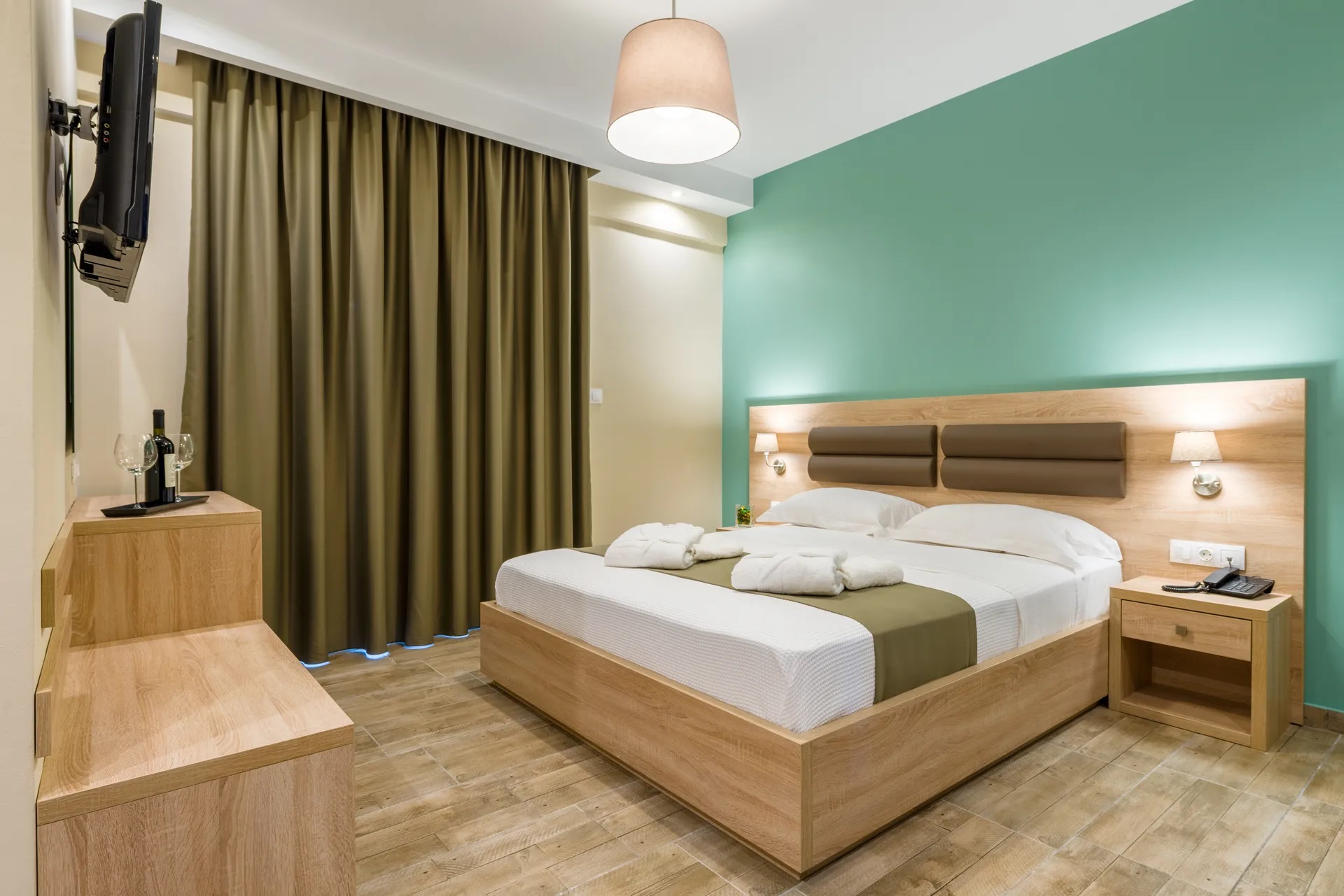 Lagaria Hotel II-Economy soba.jpg