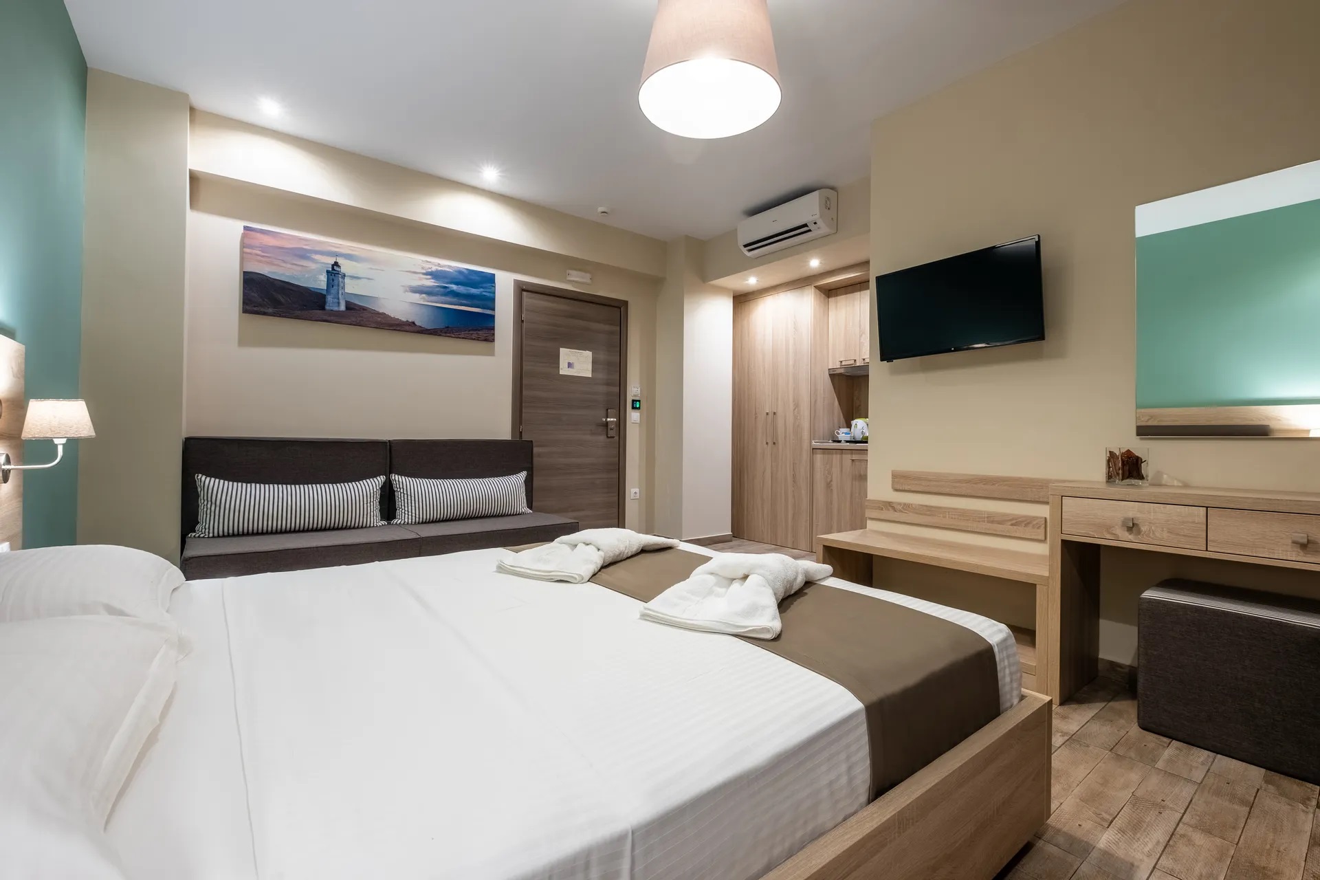 Lagaria Hotel II-Standardna soba.jpg